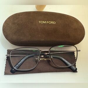 UNISEX TOM FORD RX OPTICAL FRAMES Model Tom Ford FT5748/B 002